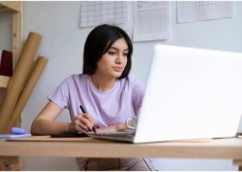 What Differentiates a Good Assignment Help Website in India from a Bad One