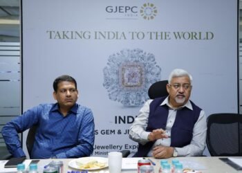 Commerce Secretary Discusses Formation of Task Force to Address Gem & Jewellery Industry Challenges