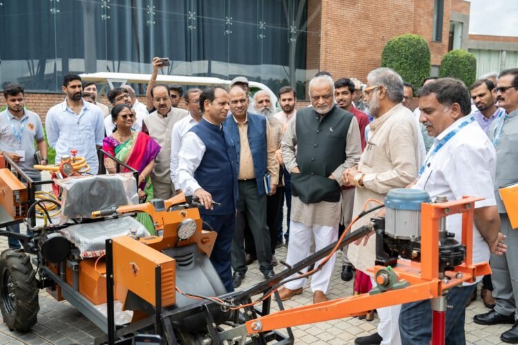 Rev. Daaji – Guide of Heartfulness & President of Shri Ram Chandra Mission; Dr. R.C. Agrawal – Deputy Director General, Agricultural Education ICAR; and Dr. Himanshu Pathak – Secretary, DARE & Director General are being given a tour of the agricultural infrastructure and equipment at Kanha Shanti Vanam on Friday as part of the inaugural National Conference of Vice Chancellors of Agricultural Universities