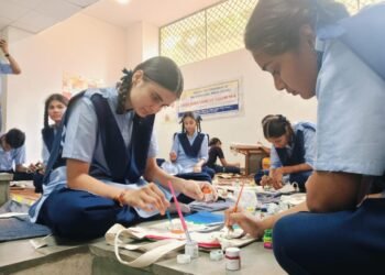 CSR : हिन्दुस्तान जिंक के जीवन तरंग मूक बधिर बच्चों ने संजोयीं अपनी भावनाएँ