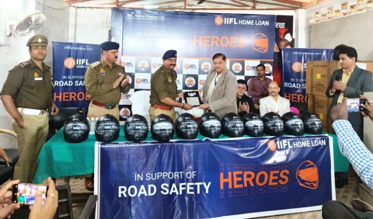 IIFL Home Finance Supports Road Safety with Helmet Distribution in Lucknow