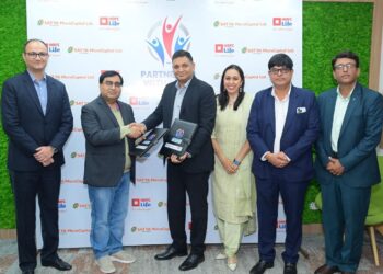 CSR: HDFC Life and SATYA MicroCapital Partner to Expand Life Insurance Access