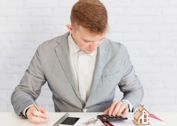 Understanding Term Insurance for the Self-Employed: How to Use a Term Plan Calculator to Secure Your Future