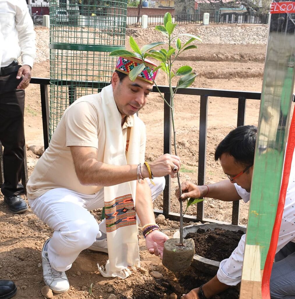 CSR: Dabur Revives 16,800 KL Community Pond in Baddi; Moves Closer to Water Positivity 3 India CSR