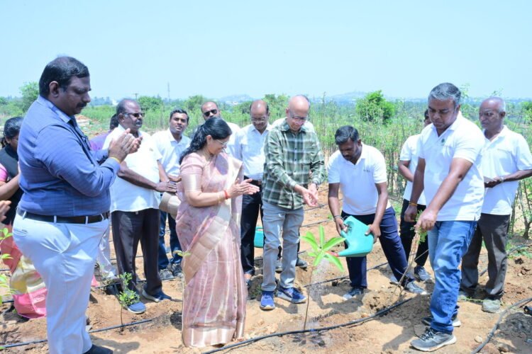 L-R, Dinesh Kumar, District Collector (Krishnagiri), Tmt. VR Latha, Principal District & Sessions Judge (Krishnagiri), and C K Venkataraman, MD, Titan Company Ltd.
