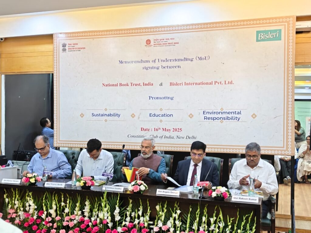 Bisleri, NBT & CEE Unveil Plastic Waste Book in 48 Languages 2 India CSR