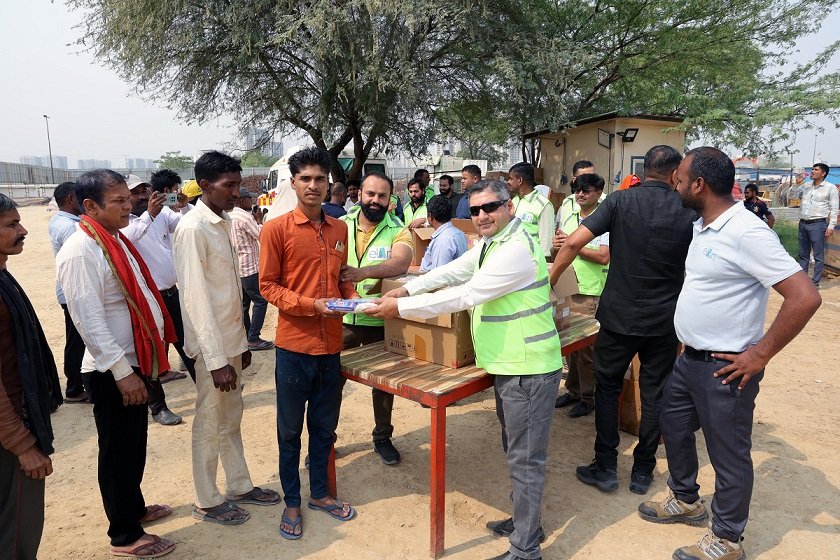 CSR: Elan Group Empowers 3,500 Workers with Hygiene Kits on Labour Day 2 CSR: Elan Group Empowers 3,500 Workers with Hygiene Kits on Labour Day
