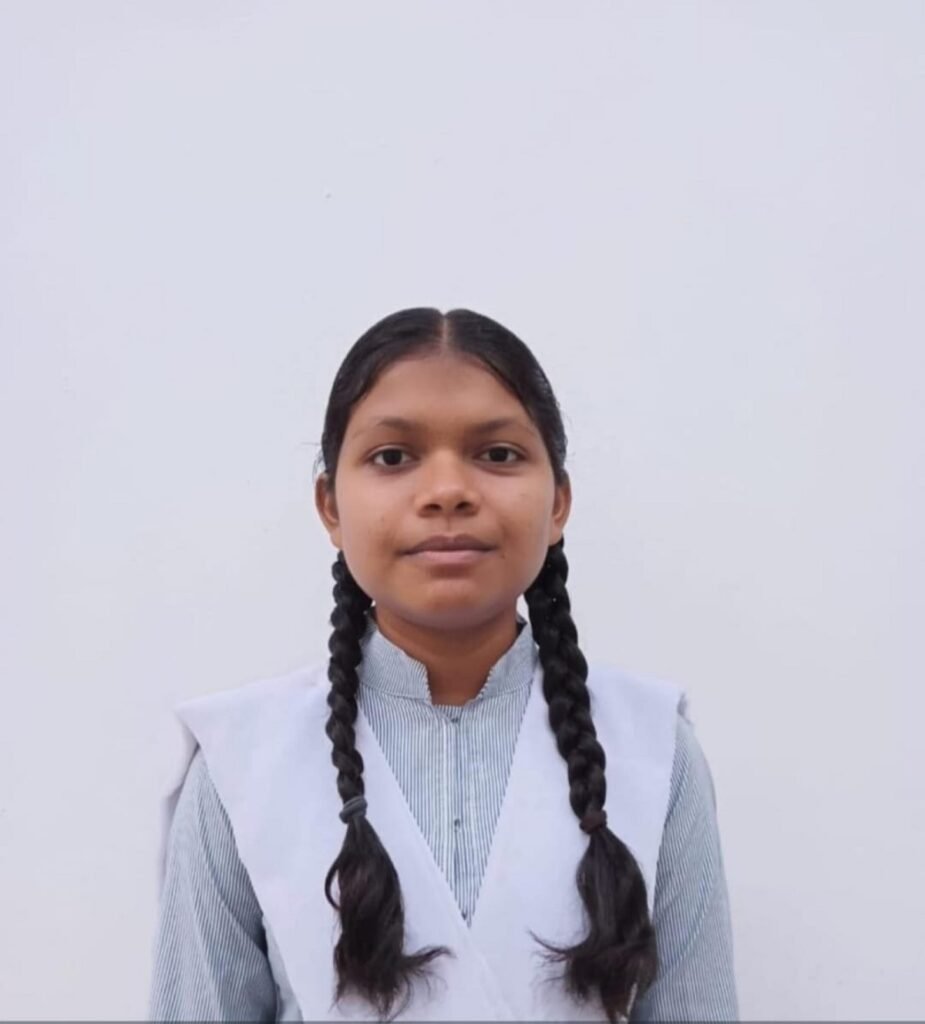 CSR: Dantewada Topper Eyes IIT with NMDC’s ‘Choo Lo Aasmaan’ Boost 1 Ramshila Nag