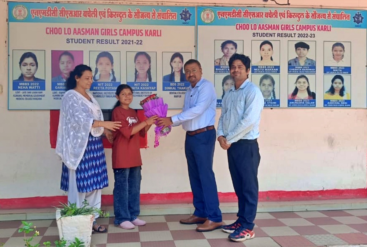 CSR: Dantewada Topper Eyes IIT with NMDC’s ‘Choo Lo Aasmaan’ Boost