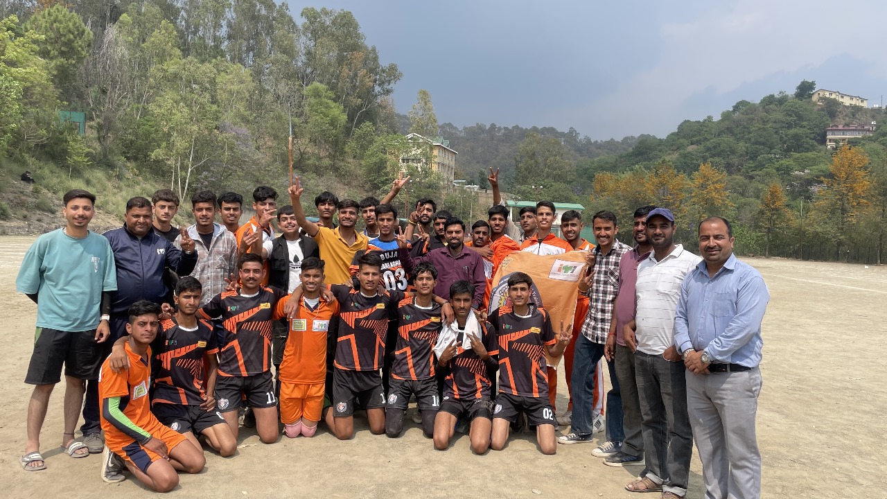 CSR: Ambuja Cements Honours Emerging Sports Stars at ITI Darlaghat