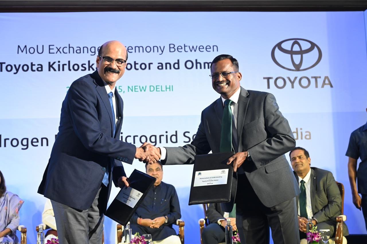 Toyota Kirloskar Motor Partners with Ohmium International to Drive Green Hydrogen Innovation in India