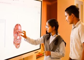 Hindustan Zinc Benchmarks Next-Gen Learning with State-of-the-Art STEM Labs in Govt Schools