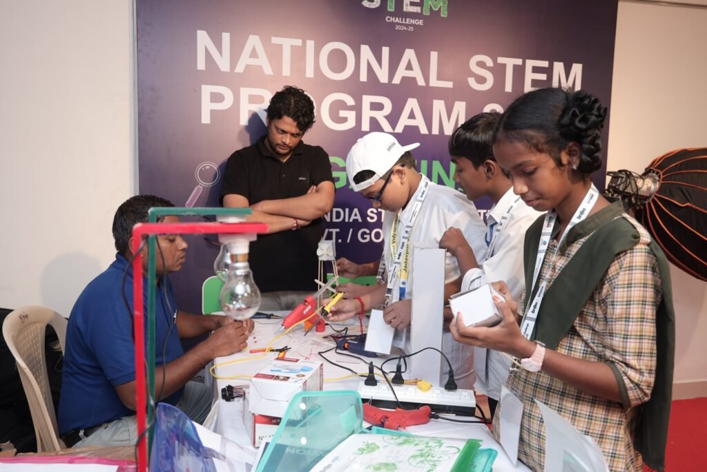 Development Commissioner - Industries - Deependra Kushwah Inaugurates National STEM Challenge in Mumbai 6 India CSR