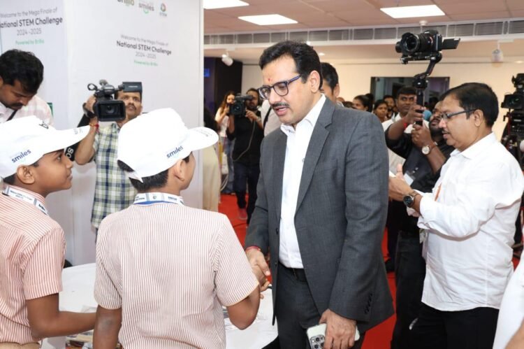 Development Commissioner - Industries - Deependra Kushwah Inaugurates National STEM Challenge in Mumbai