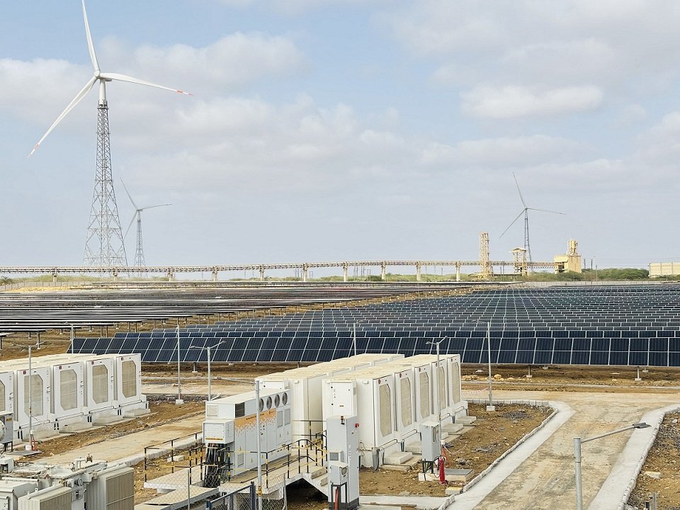 UltraTech Operationalises India’s First On-Site Hybrid RTC Project 2 UltraTech Operationalises India’s First On-Site Hybrid RTC Project