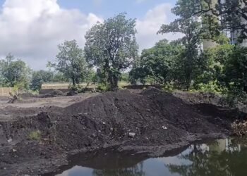 Farmers in Raigarh Demand Action Against Ind Synergy Limited’s Land Encroachment, Fly Ash Dumping