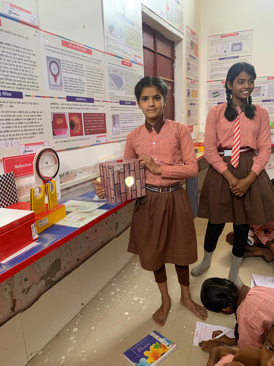 CSR: Sembcorp Sets Up STEM Labs in Rural India, Benefiting 5,500 Students | CSR: सेम्बकॉर्प की पहल से ग्रामीण भारत के 5,500 छात्रों को मिला विज्ञान और तकनीक का नया मंच