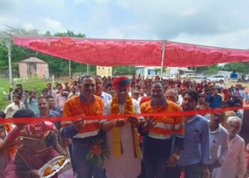 हिन्दुस्तान जिंक द्वारा कल्याणपुरा में सीसी रोड एवं उच्च प्राथमिक विद्यालय में प्रार्थना शेड का उद्घाटन