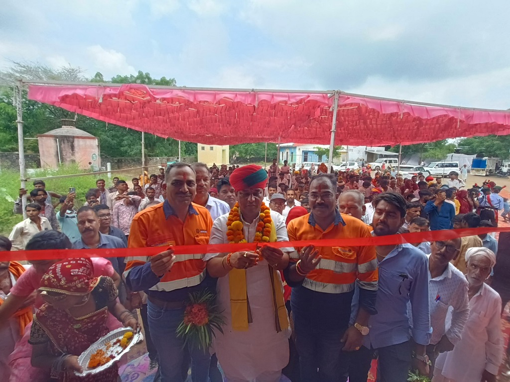 हिन्दुस्तान जिंक द्वारा कल्याणपुरा में सीसी रोड एवं उच्च प्राथमिक विद्यालय में प्रार्थना शेड का उद्घाटन