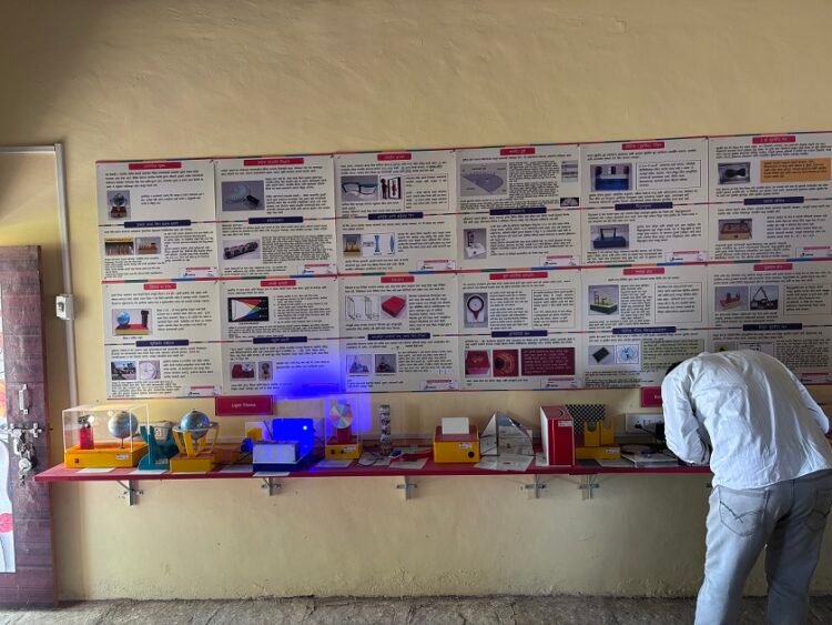 CSR: Sembcorp Sets Up STEM Labs in Rural India, Benefiting 5,500 Students | CSR: सेम्बकॉर्प की पहल से ग्रामीण भारत के 5,500 छात्रों को मिला विज्ञान और तकनीक का नया मंच