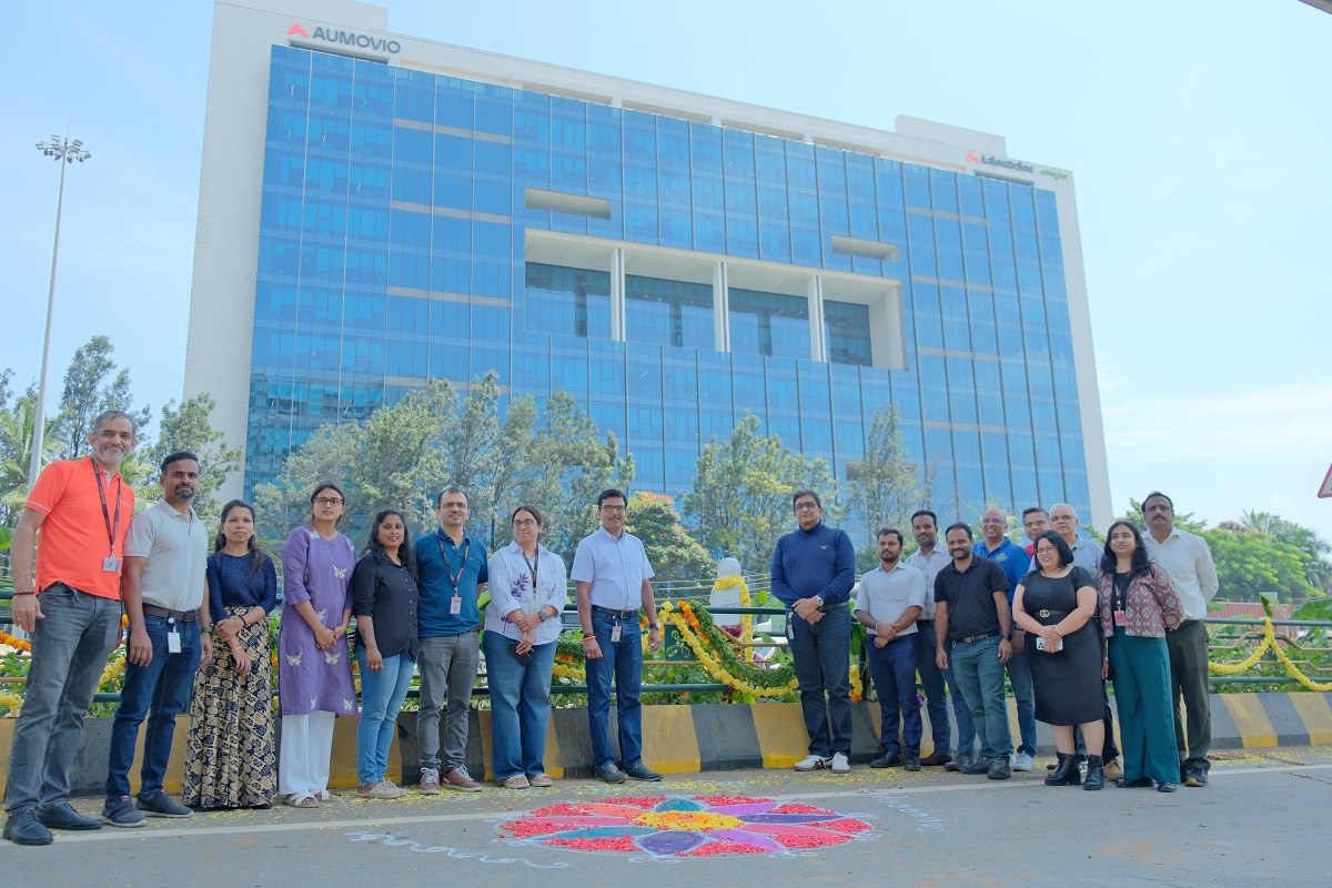 CSR: Vibhinna India Foundation transforms 230 medians and 195 pillars into Bengaluru’s “green corridor of art”
