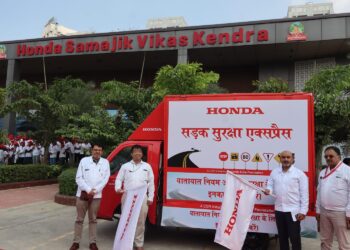 The flag off of ‘Sadak Suraksha Express’, road safety awareness initiatives