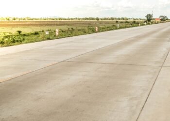 Lodha Pioneers India’s First LC3 Concrete Road at Palava, Cutting Emissions by 40%