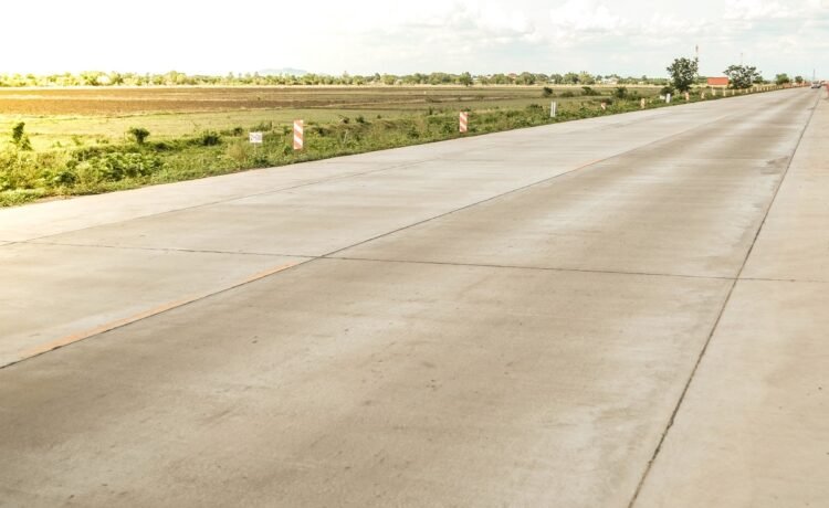 Lodha Pioneers India’s First LC3 Concrete Road at Palava, Cutting Emissions by 40%