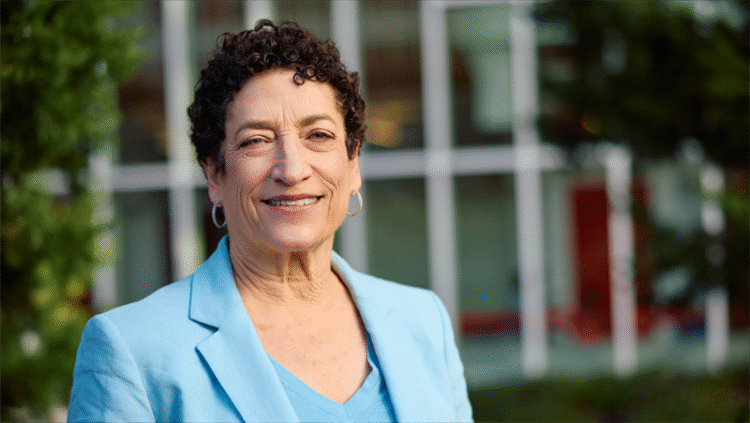 Naomi Oreskes, a world-renowned earth scientist and historian from Harvard University