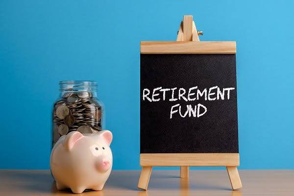 Most individuals aspire to retire with comfort and dignity. However, saving effectively for post-retirement years may feel challenging.