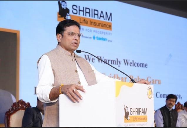 CSR: Shriram Life Awards Rs 30,000 Scholarships to Telangana Govt School Toppers 2 Shriram Life Awards Rs 30,000 Scholarships to Telangana Govt School Toppers