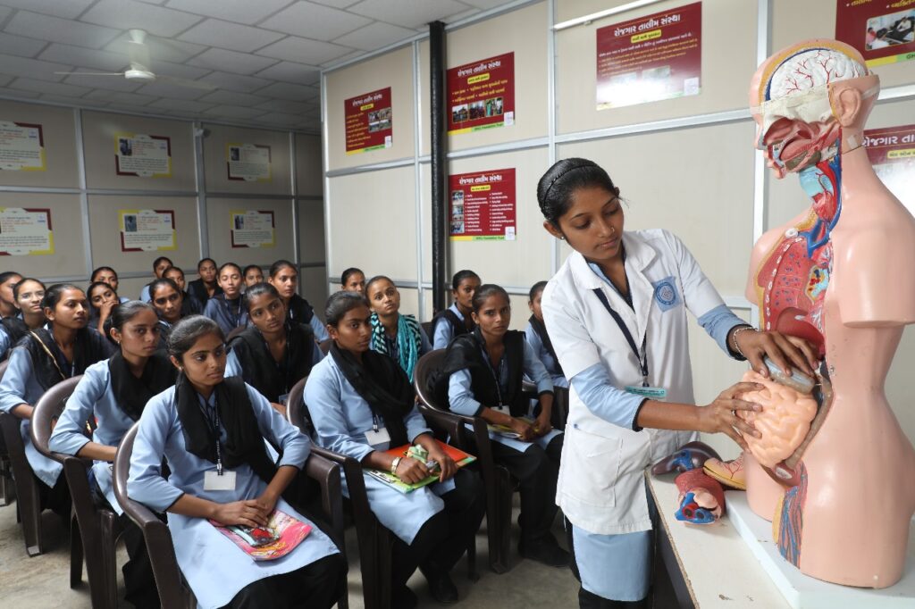 CSR: GHCL Foundation Empowers 5,500 Gujarat Youth with Job Skills 2 CSR: GHCL Foundation Empowers 5,500 Gujarat Youth with Job Skills