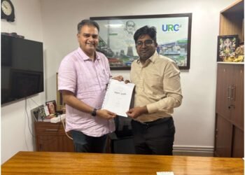 L to R - S Shriram Founder and CEO of Miles2Go Consulting Services and Kabilan Devarajan MD of URC Group