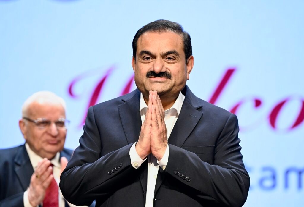 जो तुम बनोगे वही हमारा भारत बनेगाः गौतम अदाणी 2 Gautam Adani