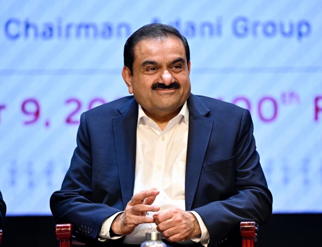 जो तुम बनोगे वही हमारा भारत बनेगाः गौतम अदाणी 5 Gautam Adani