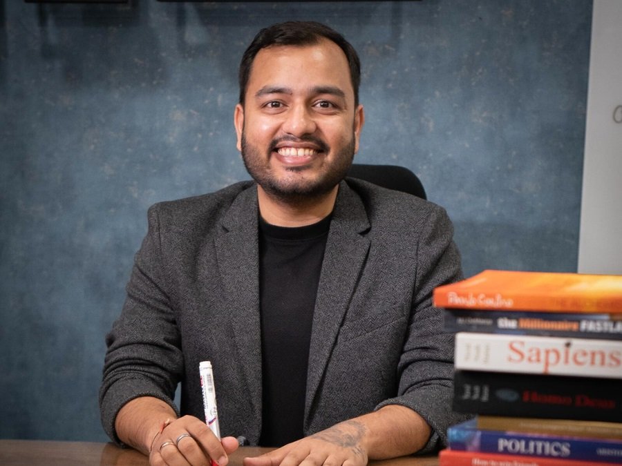 Alakh Pandey Donates INR 88 Lakhs to Army, Cancer Patients, Farmers & More, Ahead of Republic Day