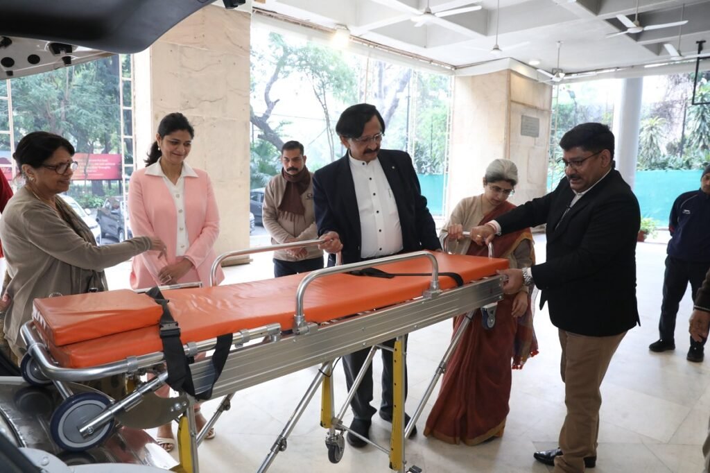 CSR: JSW MG Motor Hands Over MG Hector Ambulance to Chinmaya Mission 5 India CSR