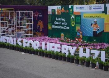 सीएसआर (CSR): हिन्दुस्तान जिंक के सखी और समाधान प्रोजेक्ट्स फ्लावर शो में बने पर्यटकों की पसंद