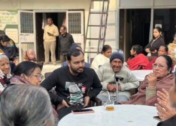 Alakh Pandey Supports Aangan Elderly Home with Rs 21 Lakh Care Fund