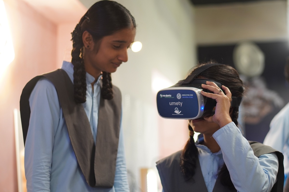 सीएसआर (CSR): हिंदुस्तान जिंक ने बिछड़ी और देबारी के राजकीय स्कूलों में शुरू कीं अत्याधुनिक स्टेम लैब्स 1 India CSR