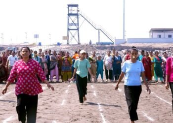 CSR: Over 1,000 Women Participate in AM/NS India Women’s Sports Day at Suvali Beach