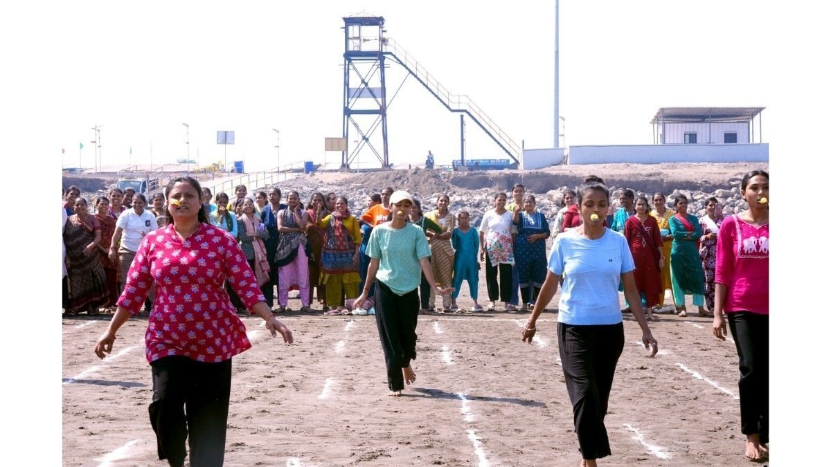 CSR: Over 1,000 Women Participate in AM/NS India Women’s Sports Day at Suvali Beach
