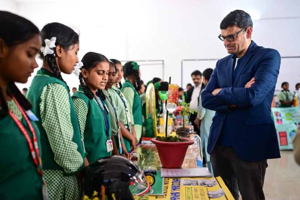 Vinod Pandey, Director, BMW Group India at STEM Fair in Jharkhand. 