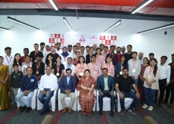 Muthoot Finance supports 210 students through higher education scholarships. Image: India CSR