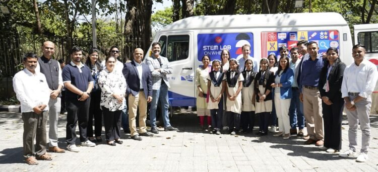 CSR: STEM on Wheels Initiative Advances STEM Education for Girls 1 STEM on Wheels Initiative Advances STEM Education for Girls