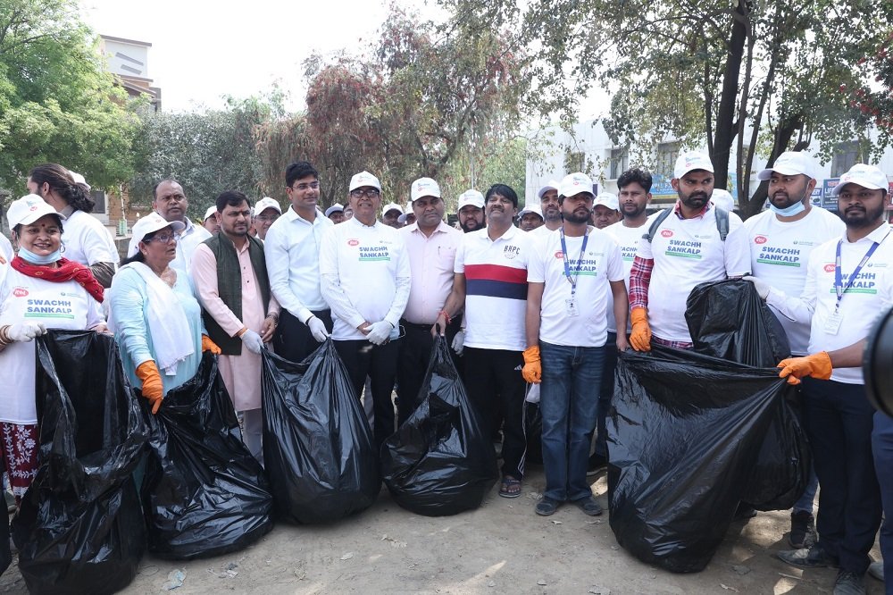 CSR: itel, AWF Drive Swachh Sankalp Campaign in Greater Noida
