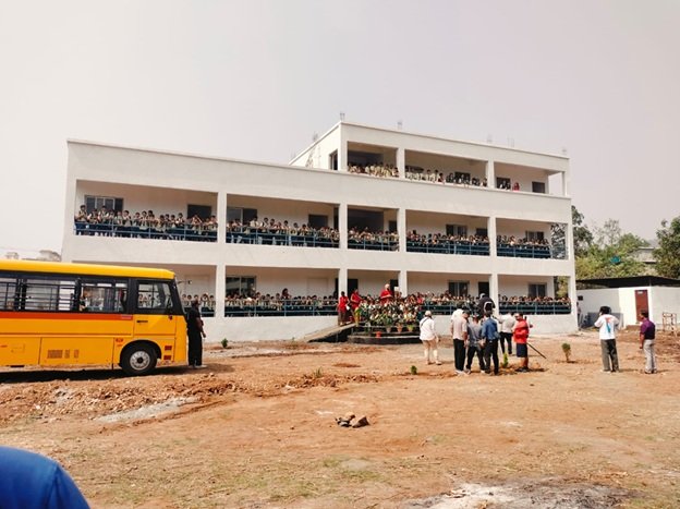 MrBeast & Yuva Unstoppable Build Three-Storey School in Khopoli, Powering a New Era of Learning 2 India CSR