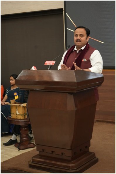 Dr. Nishant Pandey’s International Bestseller on AI Earns Global Recognition, Highlighted by Forbes America 2 India CSR