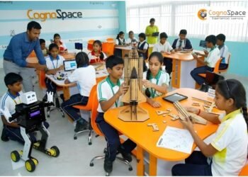 Education in Schools with CognoSpace