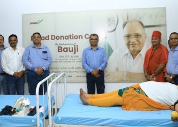 Jindal Foundation Marks O.P. Jindal Punyatithi with 380 Blood Donations